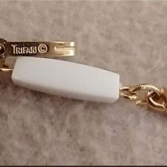 VINTAGE SIGNED CROWN TRIFARI GOLD TONE 24" NECKLACE Excellent Condition. - Picture 7 of 10